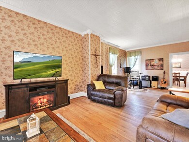 134 S 3rd St, Hamburg, PA 19526 - photo 2