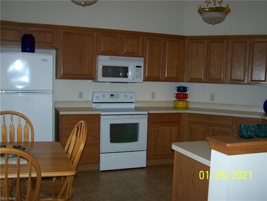 Lots of cabinets and counter space in this eat-in 