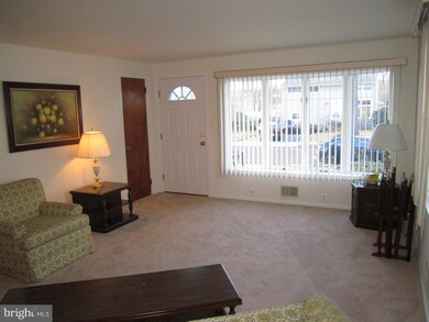 54 Smithfield Ave, Lawrence Township, NJ 08648 - photo 5