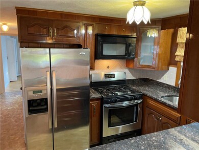 20 Cove Ct, North Providence, RI 02911 - photo 4