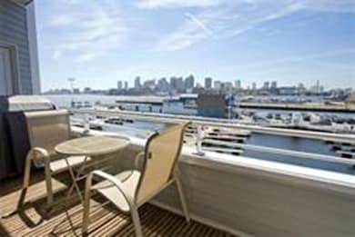 28 Constellation Wharf unit 28, Boston, MA 02129 - photo 5