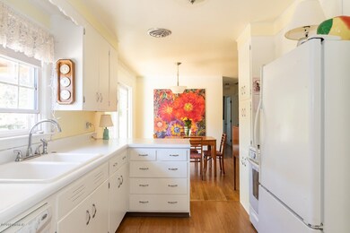 2192 E Hanley-11