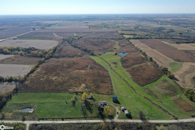 18606 Quincy St, Milo, IA 50166 - photo 2