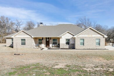 220 Amanda Dr, Weatherford, TX 76088 - photo 2