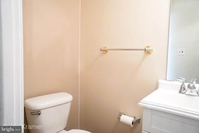 1946 Greenhaven Dr, Baltimore, MD 21209 - photo 7