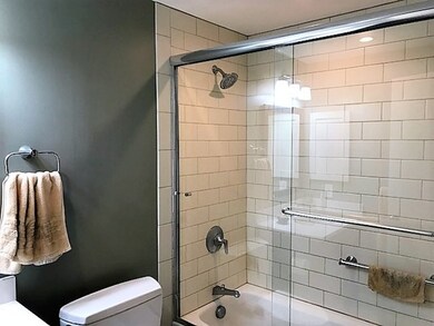 78 Gainsborough St unit 206E, Boston, MA 02115 - photo 6