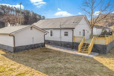 152 NW Lakeway, Morristown, TN 37814 - photo 7