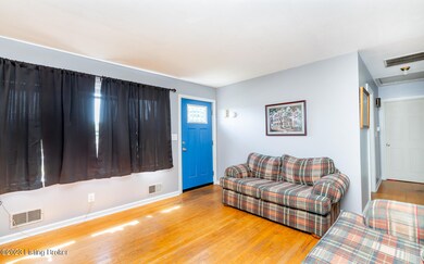 2721 Armstrong Ln, Mount Washington, KY 40047 - photo 3