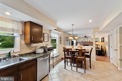 5 Appletree Ln, Sewell, NJ 08080 - photo 6