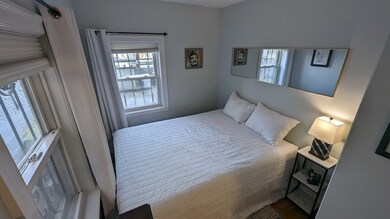 975 Chestnut St unit R, Newton, MA 02464 - photo 6