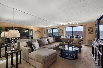 The River Hill Condominium unit 2A, Yonkers, NY 10701 - photo 4