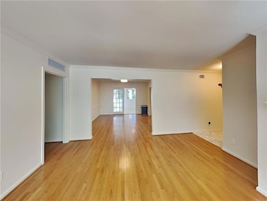 115 Woodmere Square NW, Atlanta, GA 30327 - photo 3