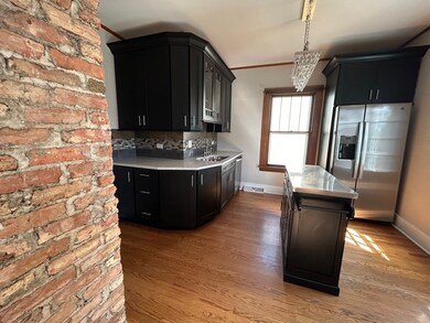 900 E Illinois St, Wheaton, IL 60187 - photo 5