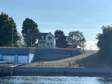 185 N Lake St, Harrison, MI 48625 - photo 3