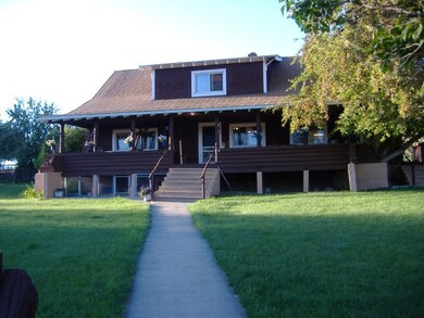 Log Home on Traper Creek