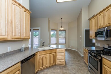 979 N Grandview, Paulden, AZ 86334 - photo 6