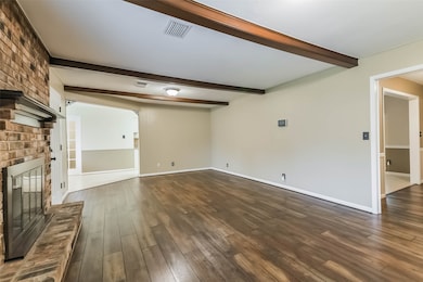 1210 Timber Ln, Rosenberg, TX 77471 - photo 5