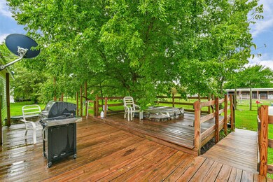 1611 Bunyard Rd, Alvin, TX 77511 - photo 3