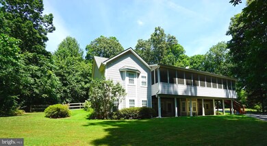 6016 Emerald Ln, Eldersburg, MD 21784 - photo 2