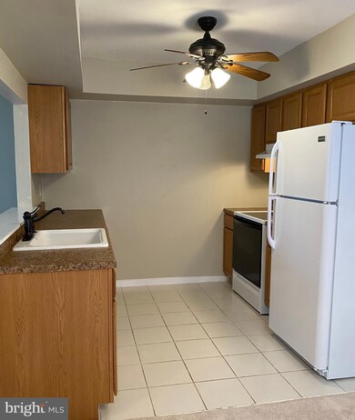 911 Gregorys Way, Voorhees, NJ 08043 - photo 2