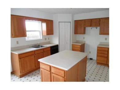 3197 Payday Ln, Columbus, OH 43232 - photo 5