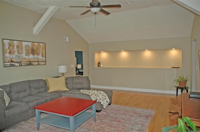 4 King St, Salem, NH 03079 - photo 2