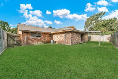 7138 Woodsman Trail, Houston, TX 77040 - photo 2