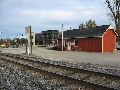 205 N Green St, Brownsburg, IN 46112 - photo 4