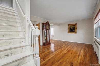 1927 Franklin Rd, Valley Stream, NY 11580 - photo 5