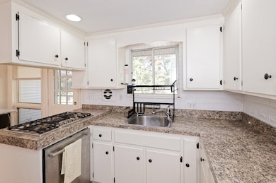 32 Colonial Way, Holliston, MA 01746 - photo 5