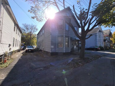 407 Mumford St, Schenectady, NY 12307 - photo 6