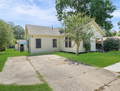 1129 5th St, Rosenberg, TX 77471 - photo 3