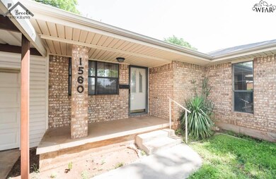 1560 Carol Ln, Wichita Falls, TX 76302 - photo 4