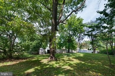 167 Fletcher Dr, Morrisville, PA 19067 - photo 6