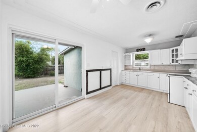 2465 Sadler Ln, Melbourne, FL 32935 - photo 6