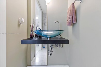 200 Biscayne Boulevard Way unit 504, Miami, FL 33131 - photo 3