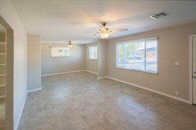2335 W Avalon-15