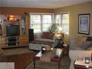 236 West St, Lansing, MI 48915 - photo 3