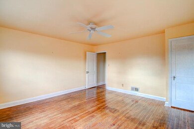 202 E Susquehanna Ave, Towson, MD 21286 - photo 4