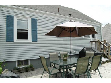 8 Sagamore St, Newport, RI 02840 - photo 2