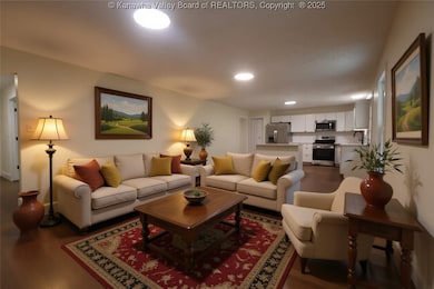 726 Chappell Rd, Charleston, WV 25304 - photo 3