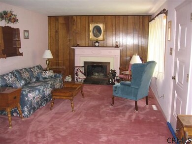 1056 Winne Rd, Schenectady, NY 12309 - photo 3