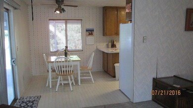 1020 Plumtree Ln, Grants Pass, OR 97526 - photo 7