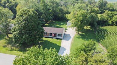 6371 Putnam Dr, Circleville, OH 43113 - photo 6