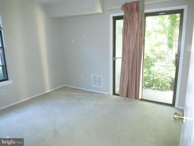 175 Wyndham Place, Trenton, NJ 08691 - photo 3