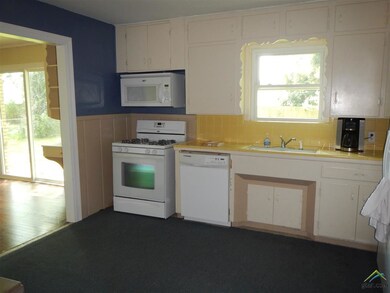 1511 Pettit Dr, Tyler, TX 75701 - photo 7