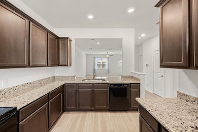 15243 Crescent Brookfield Dr, Humble, TX 77396 - photo 5