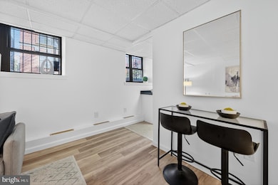 1514 17th St NW unit B6, Washington, DC 20036 - photo 5