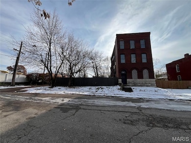 2614 Geyer Ave, St. Louis, MO 63104 - photo 2