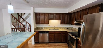 12509 Spring Harbor Place, Germantown, MD 20874 - photo 7